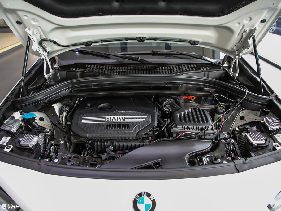 2018RX2(M) sDrive 20i MԽҰb V