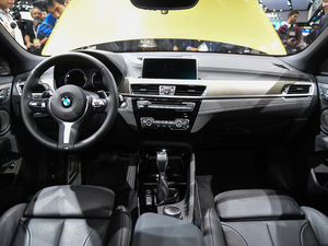 2018款xDrive28i 中控区