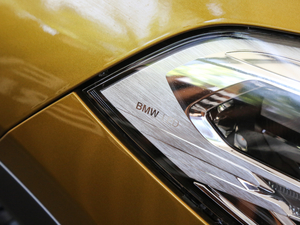 2018sDrive 25i MԽҰb (gu)V (x)(ji)^