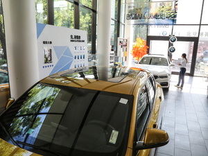 2018sDrive 25i MԽҰb V ܇