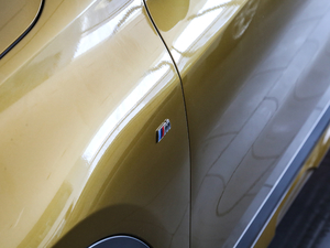 2018sDrive 25i MԽҰb (gu)V (x)(ji)^