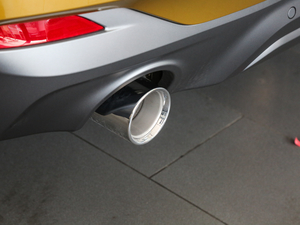 2018sDrive 25i MԽҰb V ^