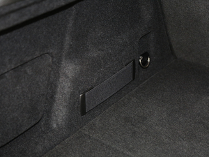 2018sDrive 25i MԽҰb V g