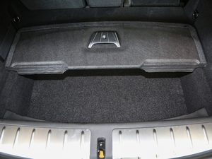 2018sDrive 25i MԽҰb V g