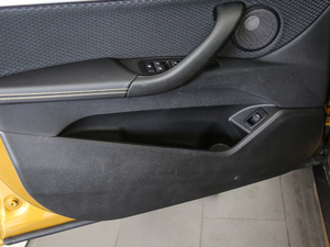 2018sDrive 25i MԽҰb V g