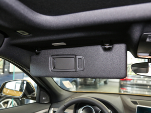 2018sDrive 25i MԽҰb V g