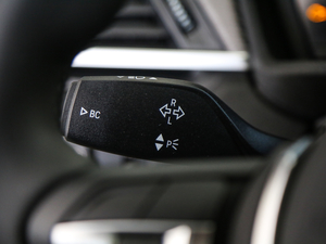 2018sDrive 25i MԽҰb V п؅^(q)