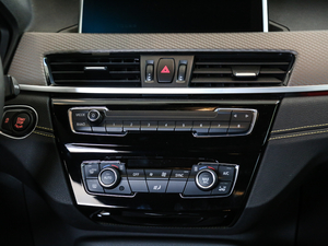 2018sDrive 25i MԽҰb V п؅^