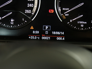 2018sDrive 25i MԽҰb V п؅^