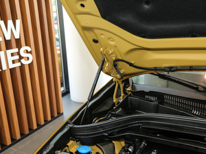 2018sDrive 25i MԽҰb V 