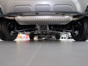 2018sDrive 25i AMԽҰb V ^