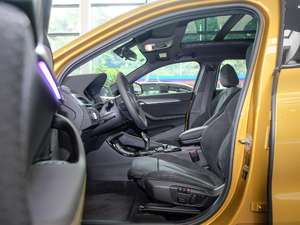 2018sDrive 25i AMԽҰb V ǰſg