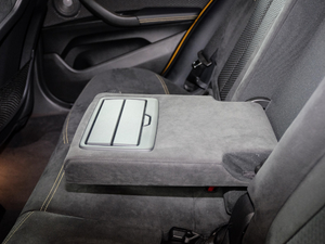 2018sDrive 25i AMԽҰb V 