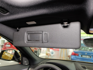 2018sDrive 25i AMԽҰb V ꖰ壨