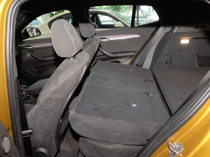 2018sDrive 25i AMԽҰb V ηŵ