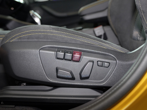 2018sDrive 25i AMԽҰb V {{(dio)(ji)