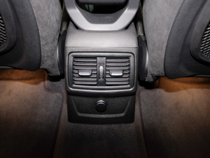 2018sDrive 25i AMԽҰb V п؅^