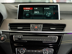 2018sDrive 25i AMԽҰb V п؅^