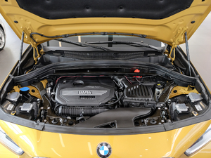 2018sDrive 25i AMԽҰb V lәC