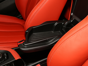 2018sDrive 25i AMԽҰb V g