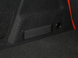 2018sDrive 25i AMԽҰb V g