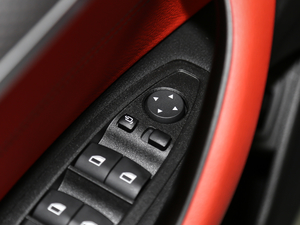 2018sDrive 25i AMԽҰb V п؅^