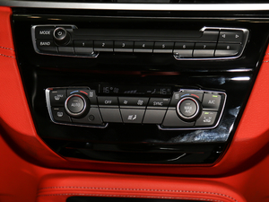 2018sDrive 25i AMԽҰb V п؅^