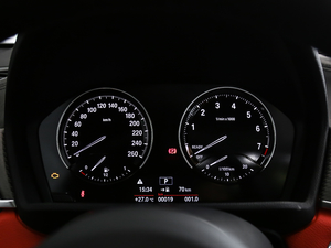 2018sDrive 25i AMԽҰb (gu)V п؅^(q)