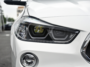 2018sDrive 25i AMԽҰb V (x)(ji)^