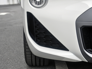 2018sDrive 25i AMԽҰb V (x)(ji)^