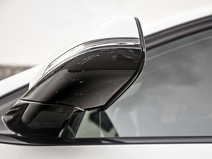 2018sDrive 25i AMԽҰb V (x)(ji)^