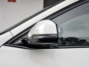 2018sDrive 25i AMԽҰb V (x)(ji)^