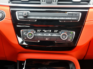 2018款sDrive 25i 豪华型M越野套装 国V 空调调节