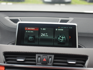 2018款sDrive 25i 豪华型M越野套装 国V 中控台显示屏