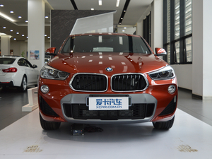 2018sDrive 25i AMԽҰb V ǰ