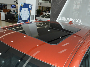 2018sDrive 25i AMԽҰb V ܇