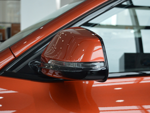 2018sDrive 25i AMԽҰb V (x)(ji)^