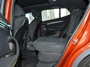 2018sDrive 25i AMԽҰb V ηŵ