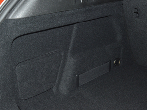 2018sDrive 25i AMԽҰb V g