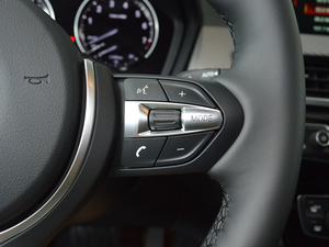 2018sDrive 25i AMԽҰb V п؅^