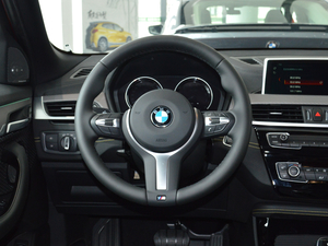 2018sDrive 25i AMԽҰb V P