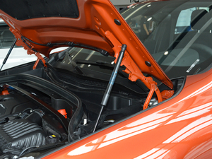 2018sDrive 25i AMԽҰb V 