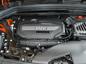 2018sDrive 25i AMԽҰb V 