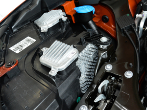 2018sDrive 25i AMԽҰb V 