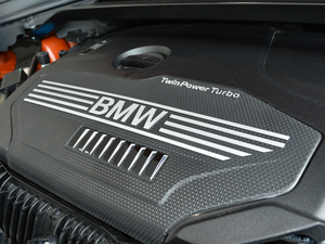 2018sDrive 25i AMԽҰb V 