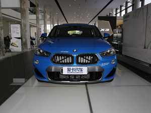 2018款sDrive 25i 领先型M越野套装 国V 正前