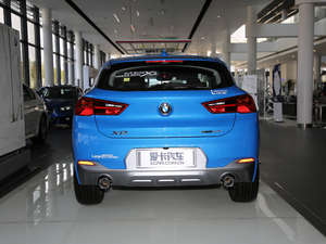 2018款sDrive 25i 领先型M越野套装 国V 正后	