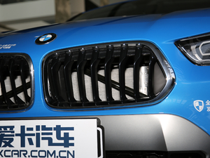 2018sDrive 25i IMԽҰb V ^