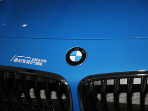 2018sDrive 25i IMԽҰb V ^