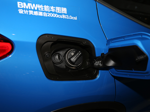 2018sDrive 25i IMԽҰb V ^